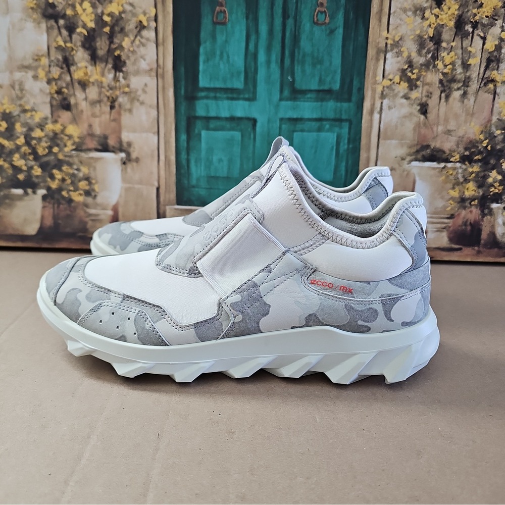 Ecco Women's Size 9.5 Camouflage Low Slip On Nubuck Sneakers Shoes